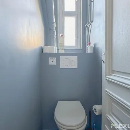 Flexliving - Whole Flat - Felix Faure * Париж