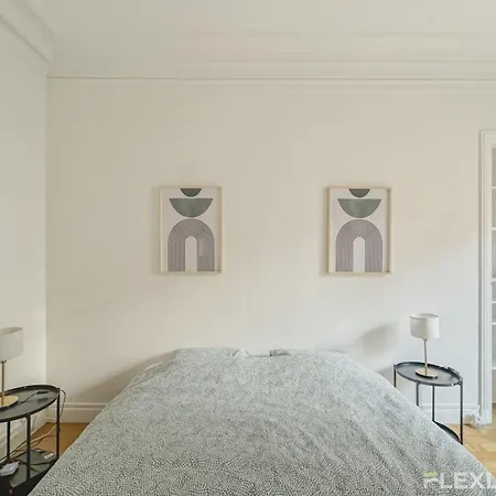 Flexliving - Whole Flat - Felix Faure Apartment